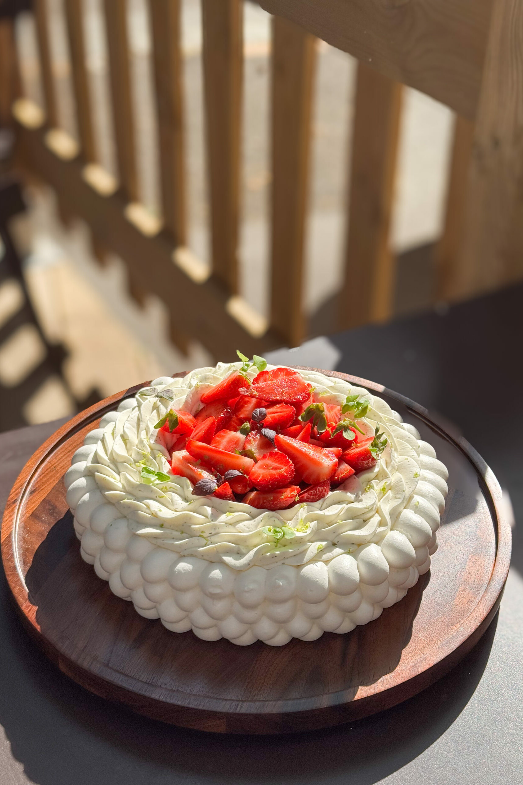 Pavlova Fraise Verveine - Fête des mères Lyon